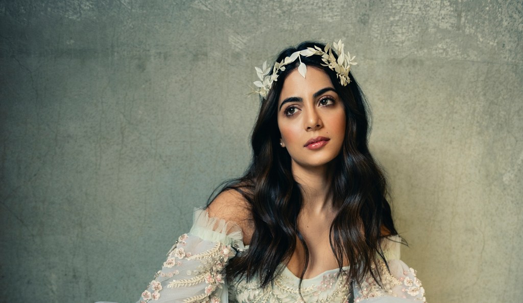 Emeraude Toubia: On her life-changing role on ‘‘Shadowhunters’’